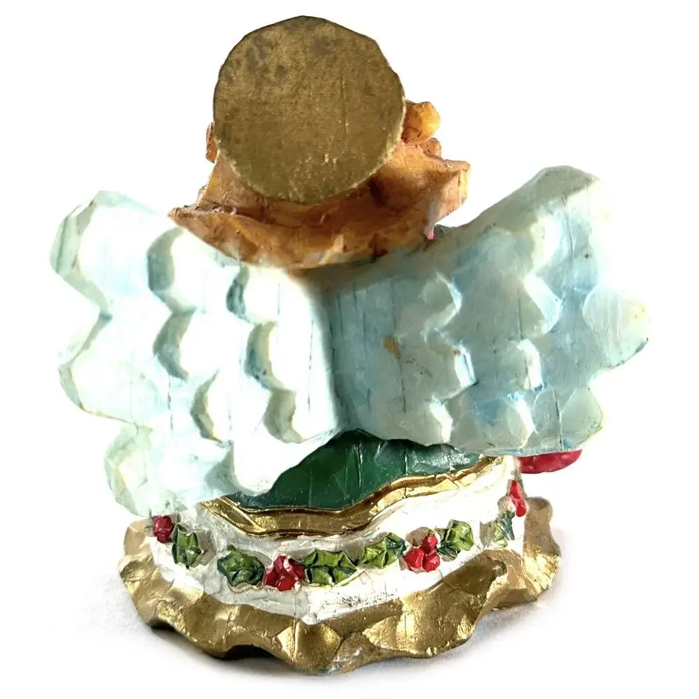 Angel With Christmas Star Holiday Shelf Sitter Resin